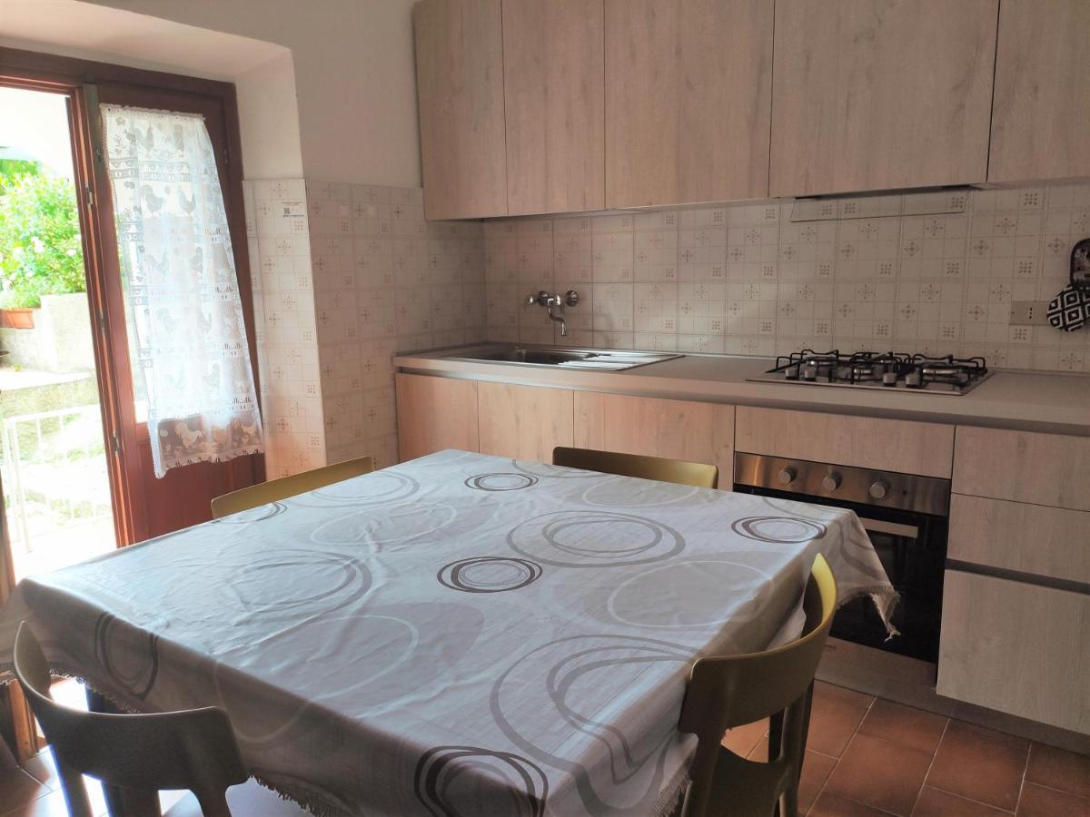 Appartamento Il Girasole Pomonte Kültér fotó